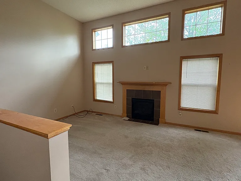 11643 Prospect Curv — Photo 3