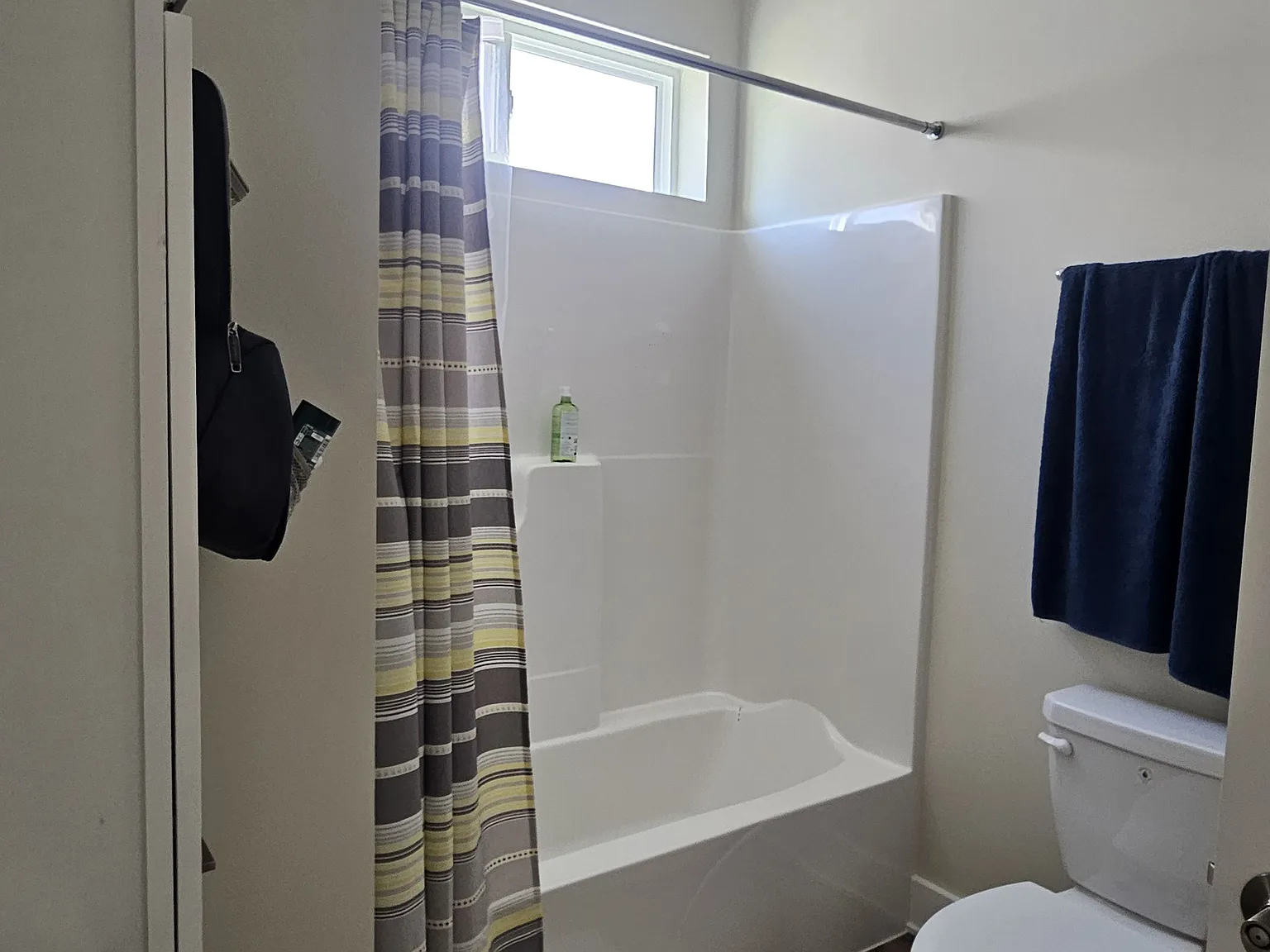 2 bed, 1250 sqft, $1,350 — Photo 4