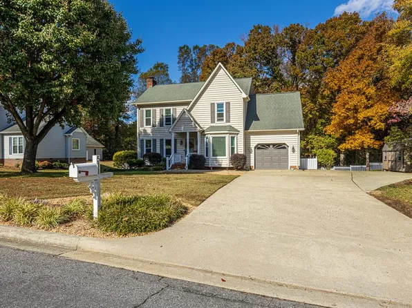 511 Bellwood Ln, South Boston, VA 24592