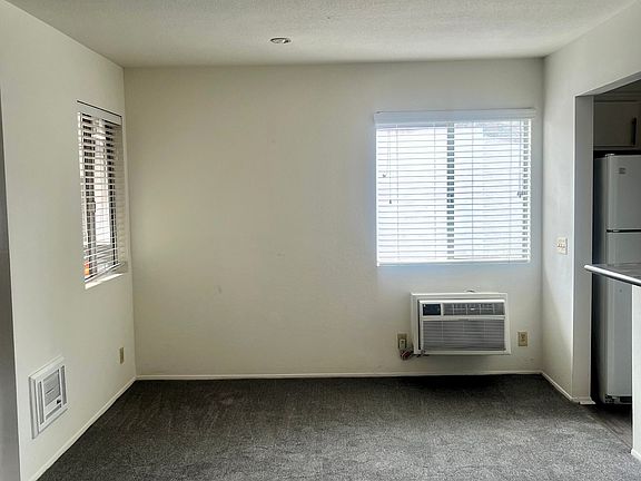 3rd image of 8023 Caminito De Pizza Unit G