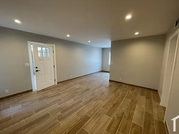 13425 Vanowen St APT 9, Van Nuys, CA 91405