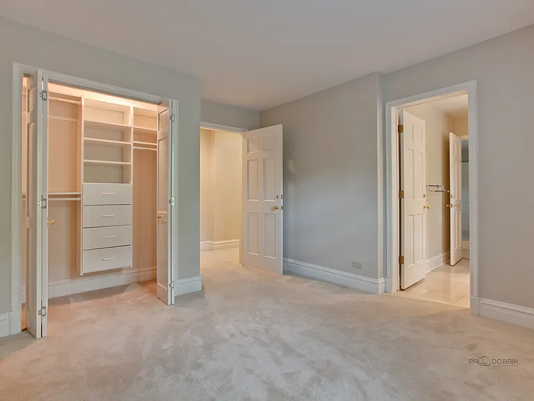 427 N Sheridan Rd — Photo 33