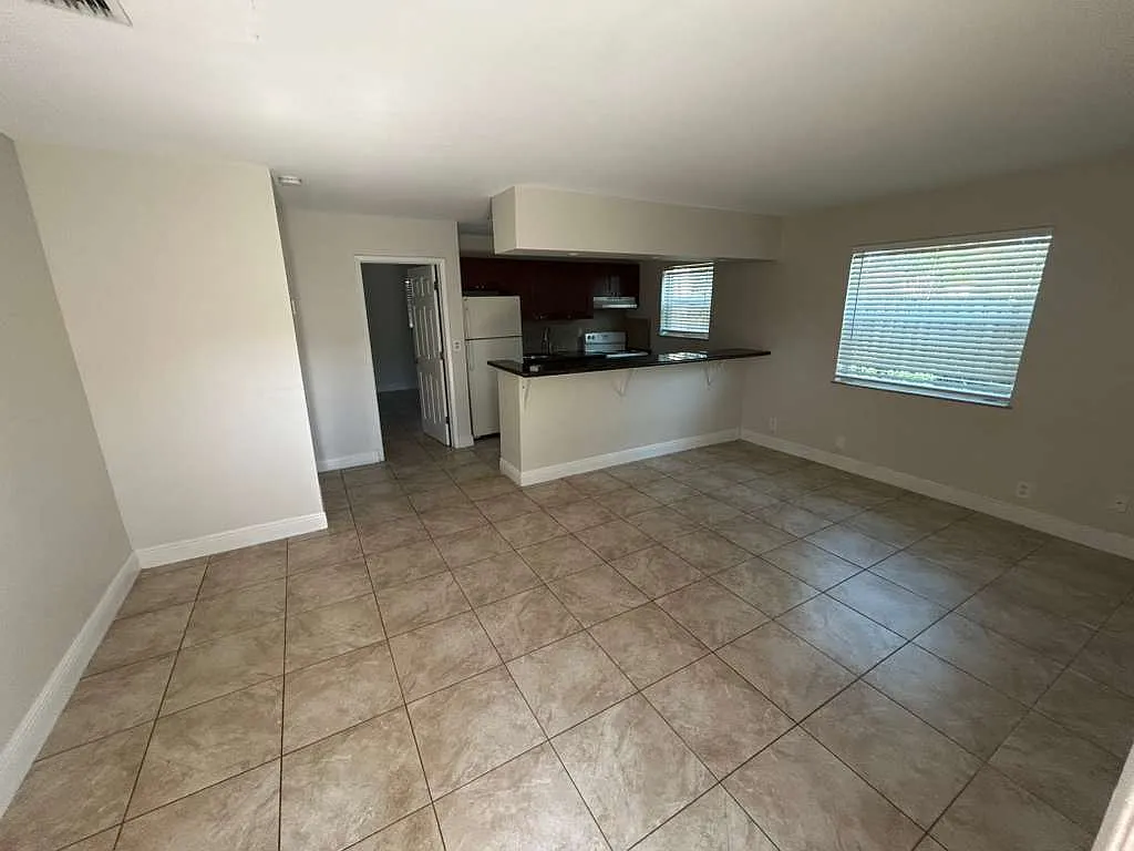 1 bed, 550 sqft, $1,550 — Photo 2