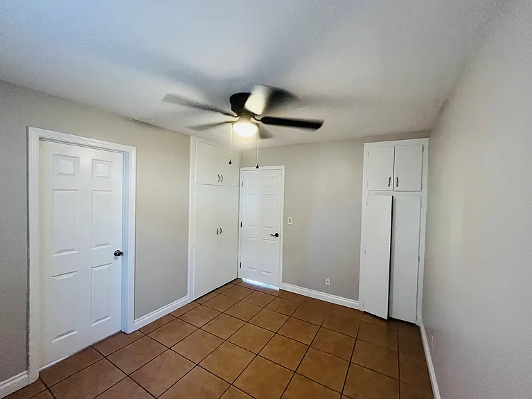 215 E Connecticut Ave #215 — Photo 32