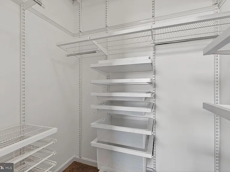 1390 Kenyon St NW #813 — Photo 11