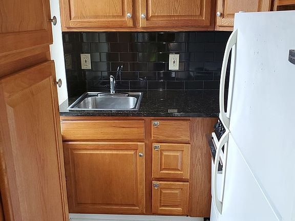 5th image of 817 S Bond St #277D59571