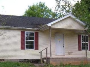 80 Lafayette St, Cadiz, KY 42211
