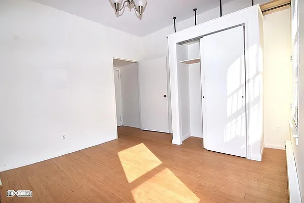 Rented by Citi Habitats | media 31