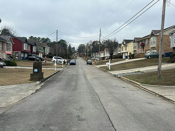4th image of 1132 Red Oak Cir