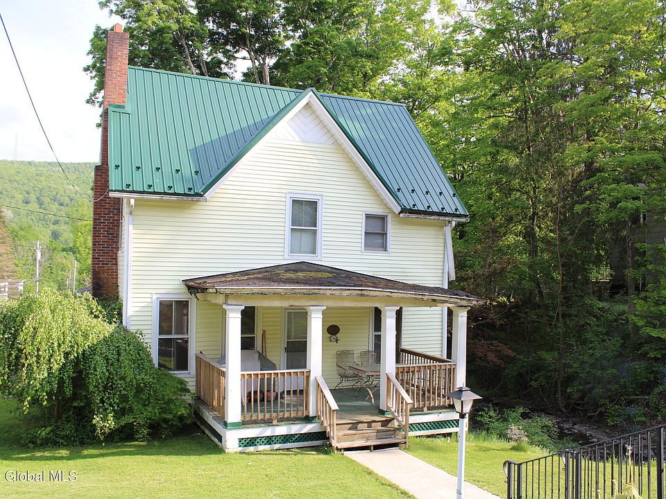 1st image of 256 Main Street