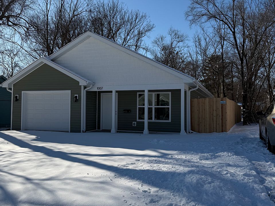 1st image of 1007 Jefferson St #3B2B