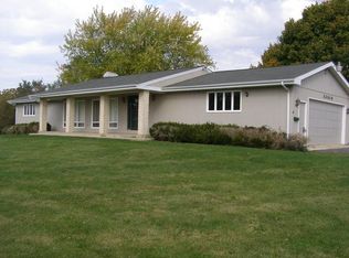 33846 N Wilson Rd, Ingleside, IL 60041