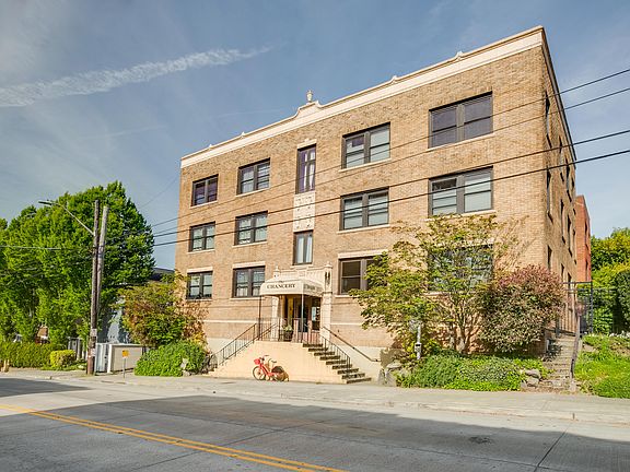 2nd image of 2328 10th Ave E APT 105