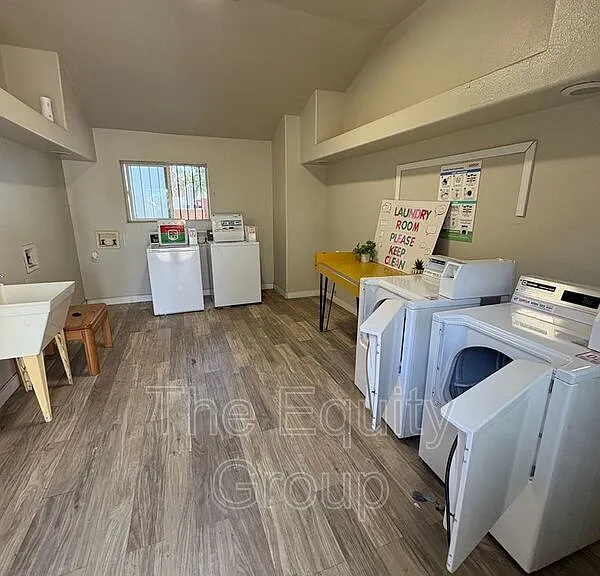 310 N Orange Ave #12 — Photo 19