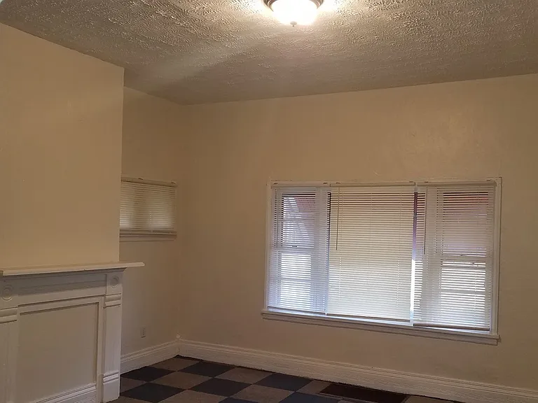 2350 Germantown St — Photo 5