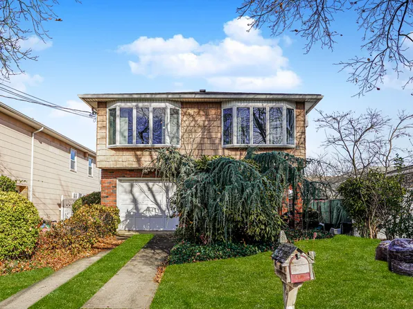 11 Denton Place image 1 of 47