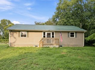 137 Blake Ln, Berry, KY 41003