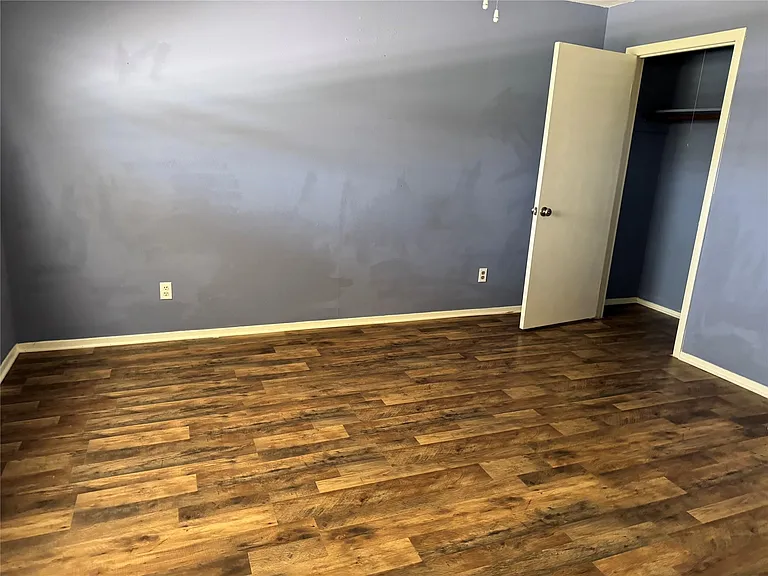 638A Warsaw St — Photo 16