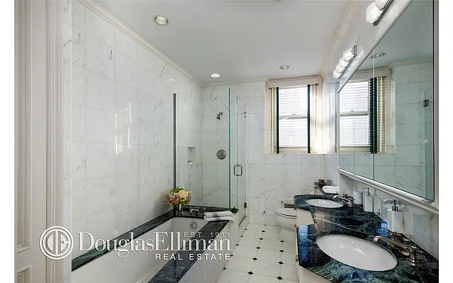 Sold by Douglas Elliman | media 25
