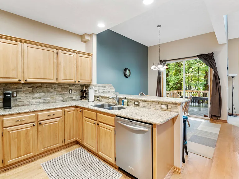 67738 E Fairway Ave — Photo 10