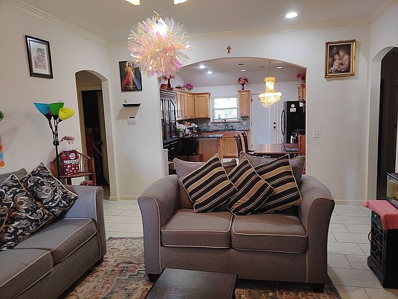 2nd image of 4305 Hunterfield Ave