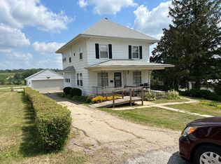 270 Maple St, Zwingle, IA 52079