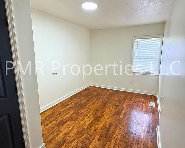 1405 S 16th St — Photo 4
