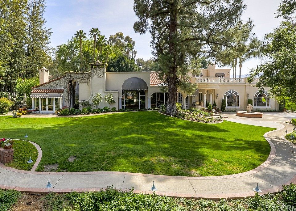 1226 Sunnyside Ave, Redlands, CA 92373 | Zillow