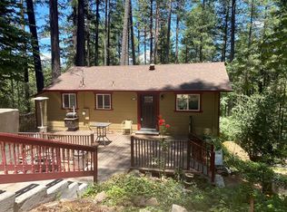 10318 Brookside Dr, Middletown, CA 95461
