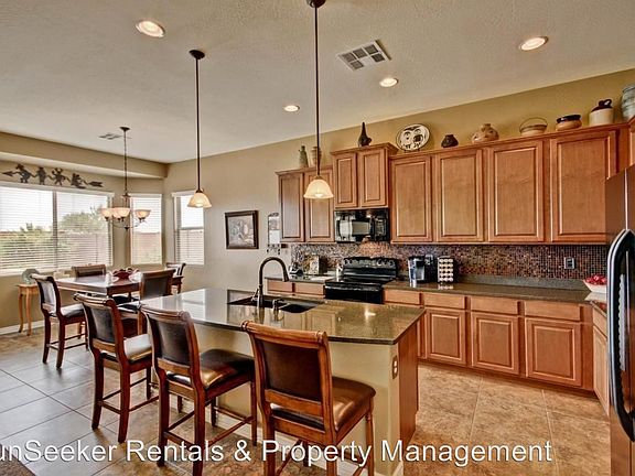 4th image of 13637 S 175th Dr