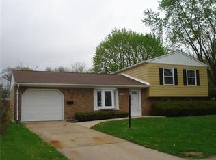 320 Sturgeon St, Springfield, OH 45506