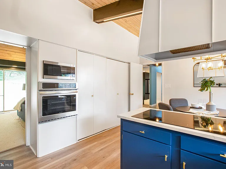 3406 Woodvalley Dr — Photo 24