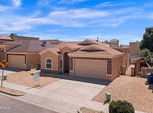 5528 Dennis Cavin Ln, El Paso, TX 79934