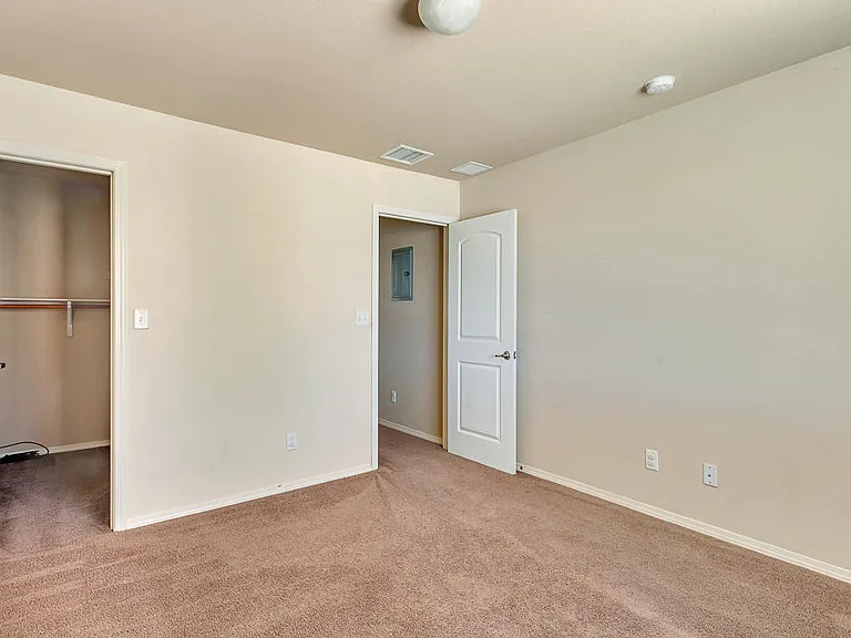 14302 Gil Reyes Dr #B — Photo 17