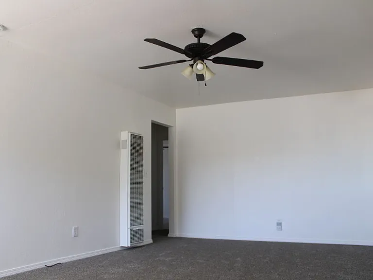 191 Pinole Ave — Photo 13