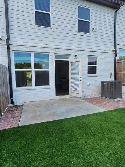 300 Auburn Valley Way — Photo 33
