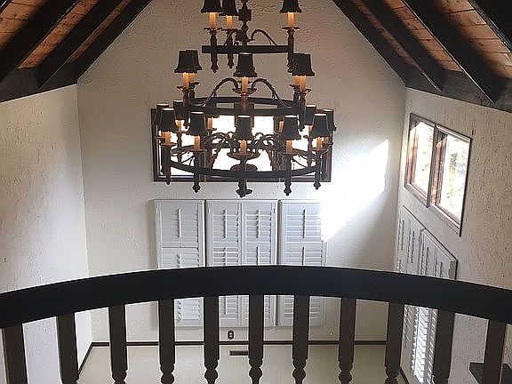 5th image of 416 Valley View Ct
