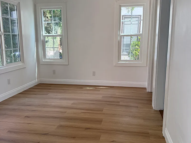 Living Room/Space