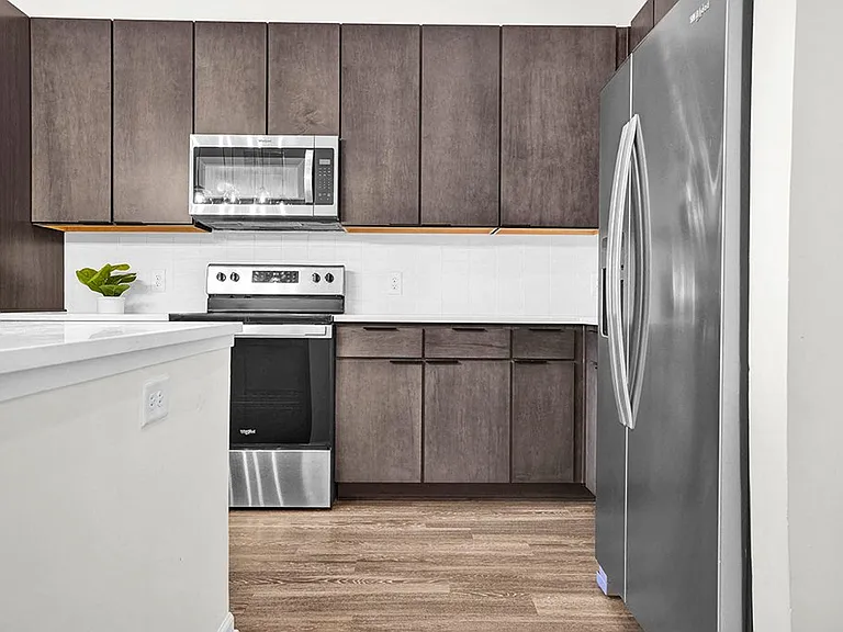 Artisan Flats — Photo 49