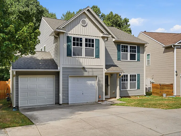 1906 Treefrog Ct — Photo 2