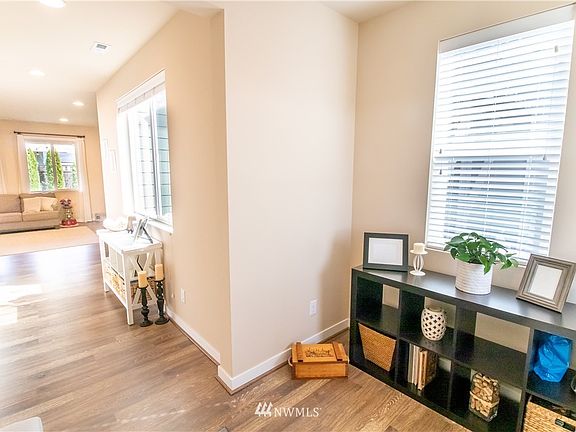 3rd image of 9030 Silverspot Dr SE