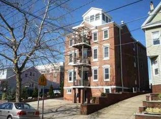 435 Avenue E APT 3, Bayonne, NJ 07002