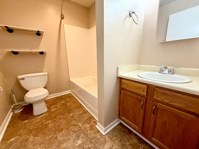 Scenic Valley Apartment Homes — Photo 9