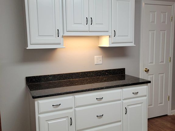 3rd image of 109 Palmetto Ct