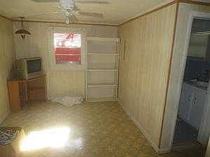 5th image of 3240 Donley St