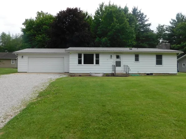 7531 W Crystal Lake Rd, Warsaw, IN 46580