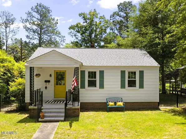 875 N May Street, Southern Pines, NC 28387