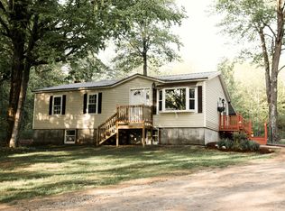 67 Lewis Rd, Naples, ME 04055