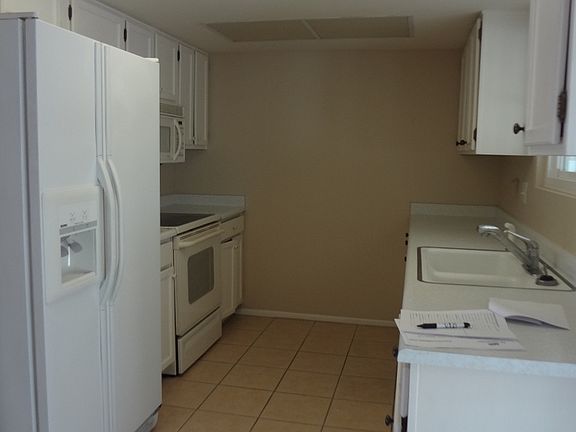 4th image of 20014 N 124th Dr