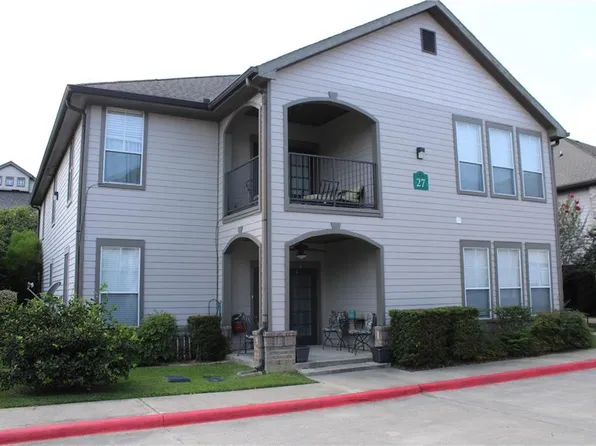 350 Emerald Forest Blvd APT 27110, Covington, LA 70433